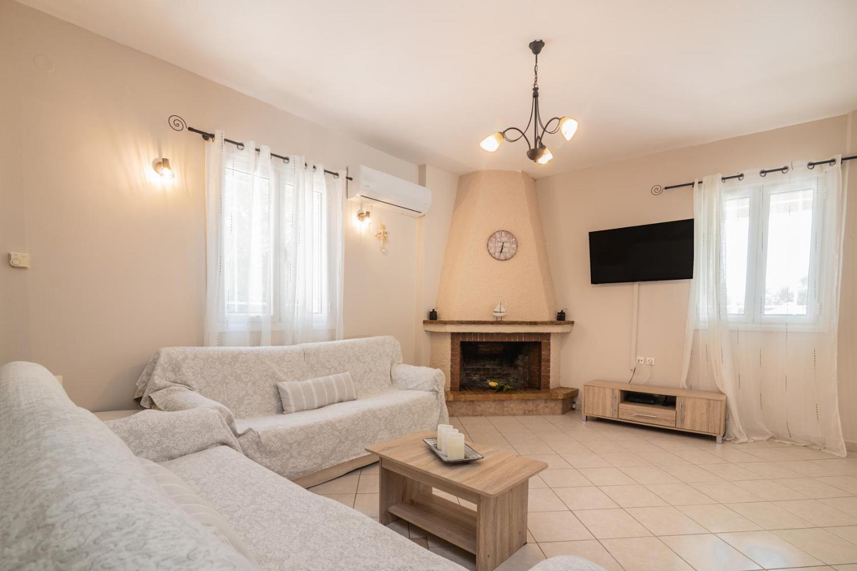 Planos Villa Экстерьер фото