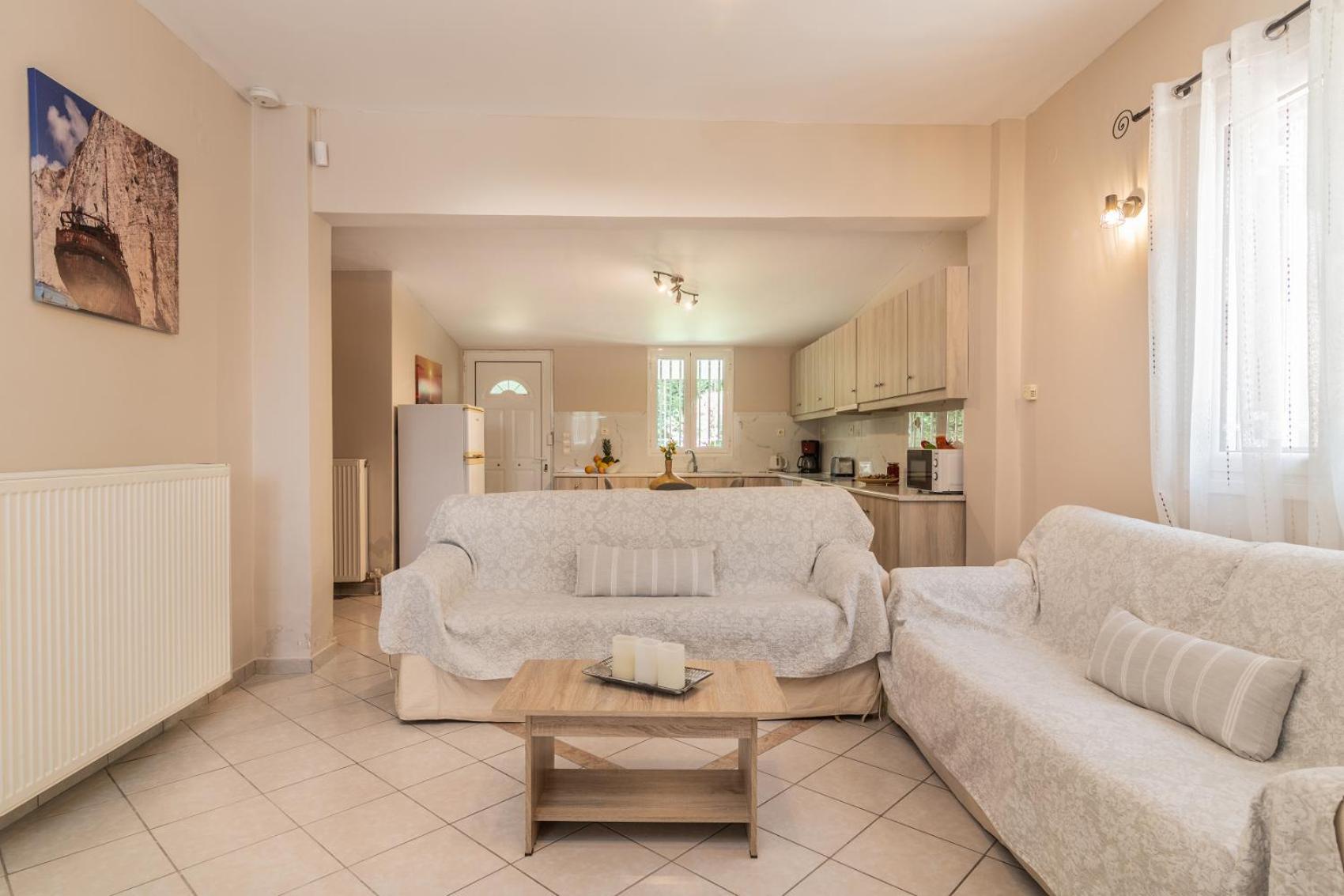 Planos Villa Экстерьер фото