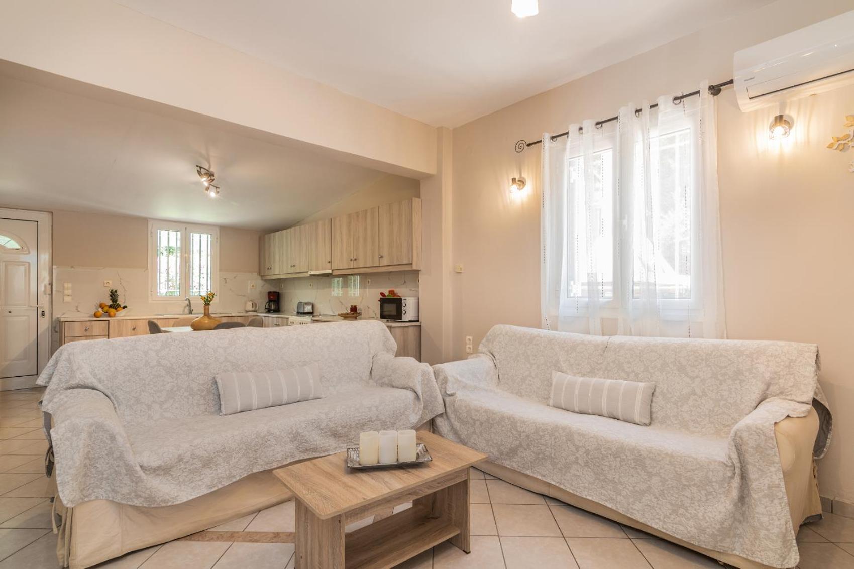 Planos Villa Экстерьер фото