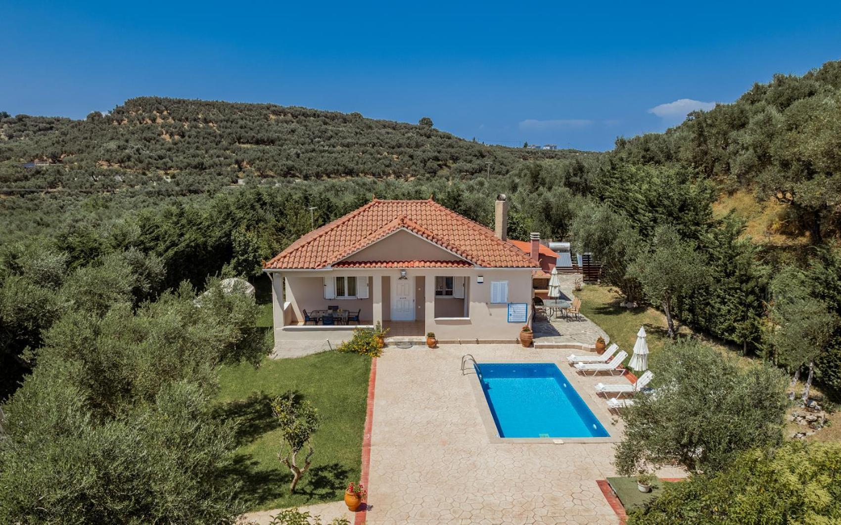 Planos Villa Экстерьер фото